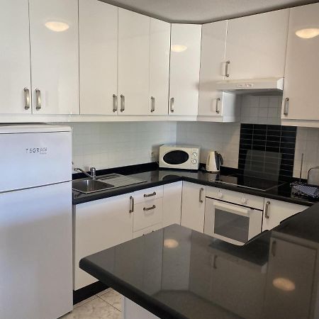Victoria Court Apartment 13A2 Arona  Eksteriør bilde